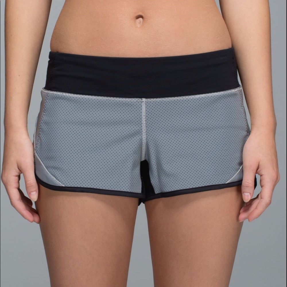 Lululemon Run: Speed Short SE Reflective Size 10
